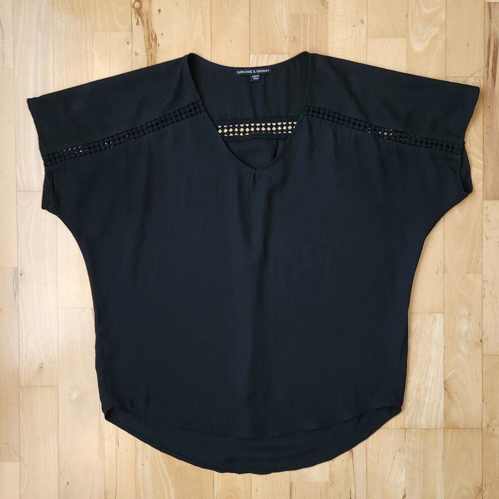 Harlowe & Graham Black Shortsleeve Blouse, Vneck, Lace Detailing, Small